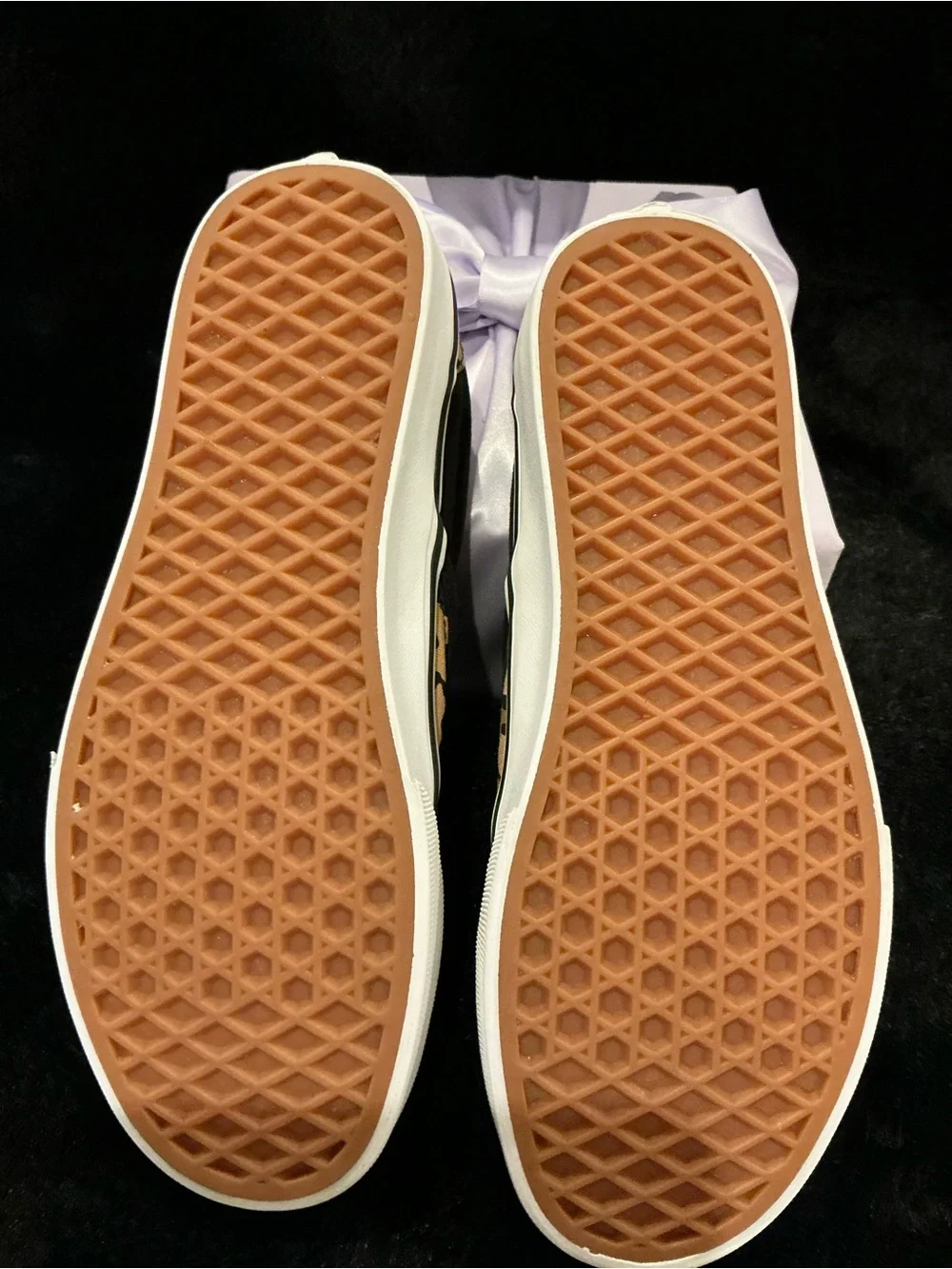 Vans Asher Deluxe Slip-On Sneakers in Leopard Print Tan and Black Size 7.5